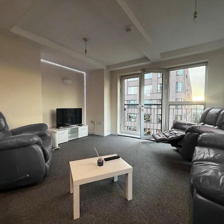City View Spacious 2 Bed Apartment 2 Bathrooms マンチェスター エクステリア 写真
