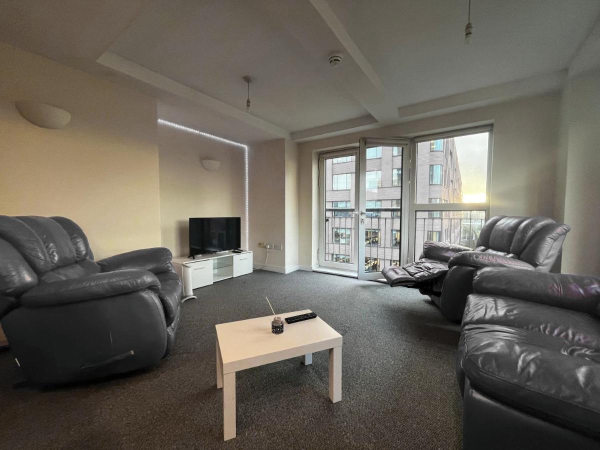 City View Spacious 2 Bed Apartment 2 Bathrooms マンチェスター エクステリア 写真